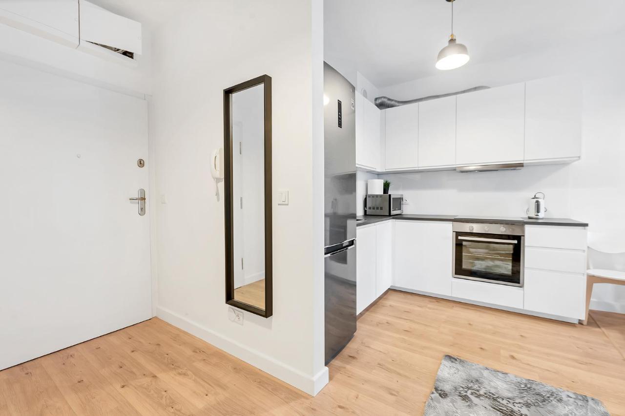 Luxury In City -2-Bright-Secure&Freeparking Лодзь Екстер'єр фото